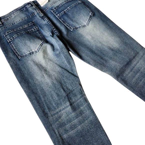 Men’s Distressed Vintage Bkue Wash Denim Skinny Jeans - Picture 8 of 9